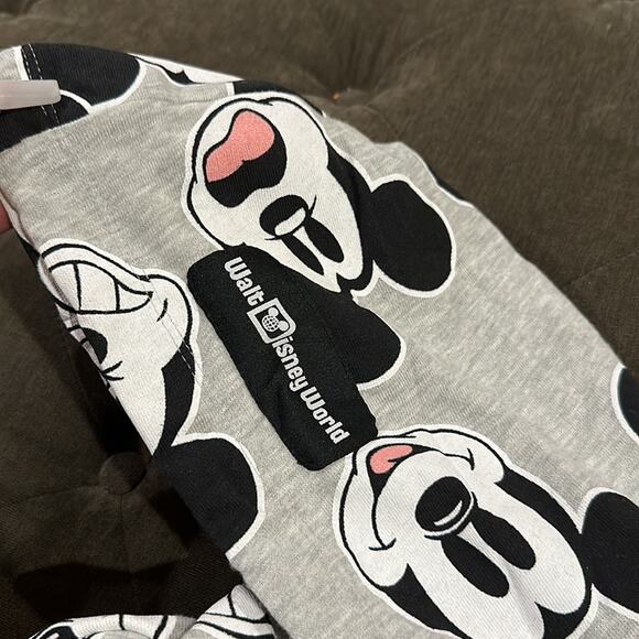 Disney multi face Mickey sweatshirt & sweatpants size XL & L - Picture 4 of 11